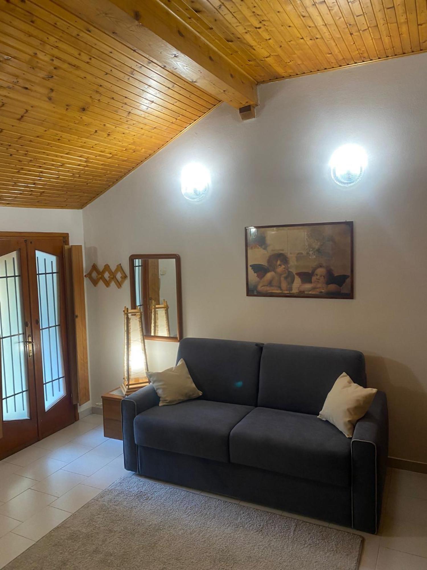 La Corte Dei Torri Loft On The Lake Oliveto Lario Экстерьер фото
