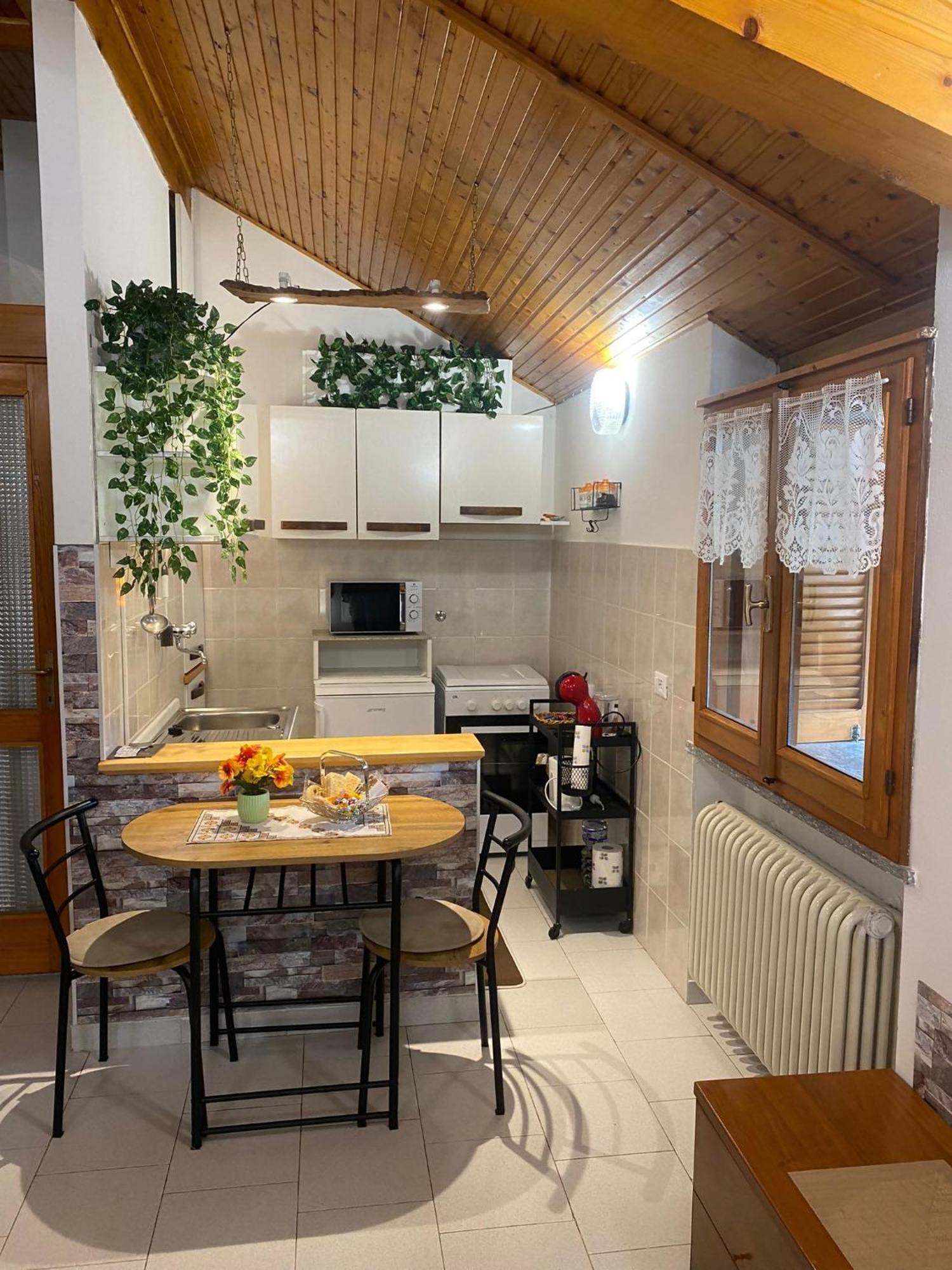 La Corte Dei Torri Loft On The Lake Oliveto Lario Экстерьер фото